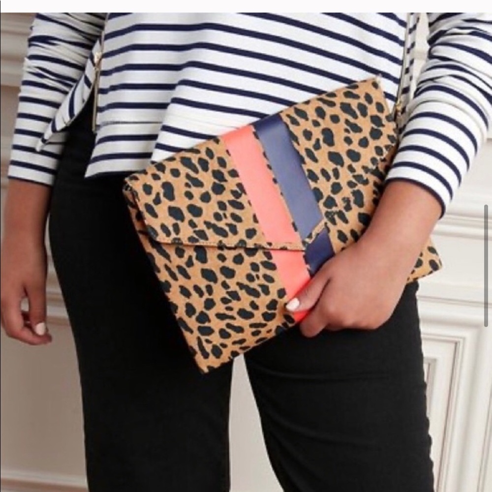 Stella & Dot | Bellamy Graphic Tan+Orange+Black Animal Print Clutch - Picture 9 of 16